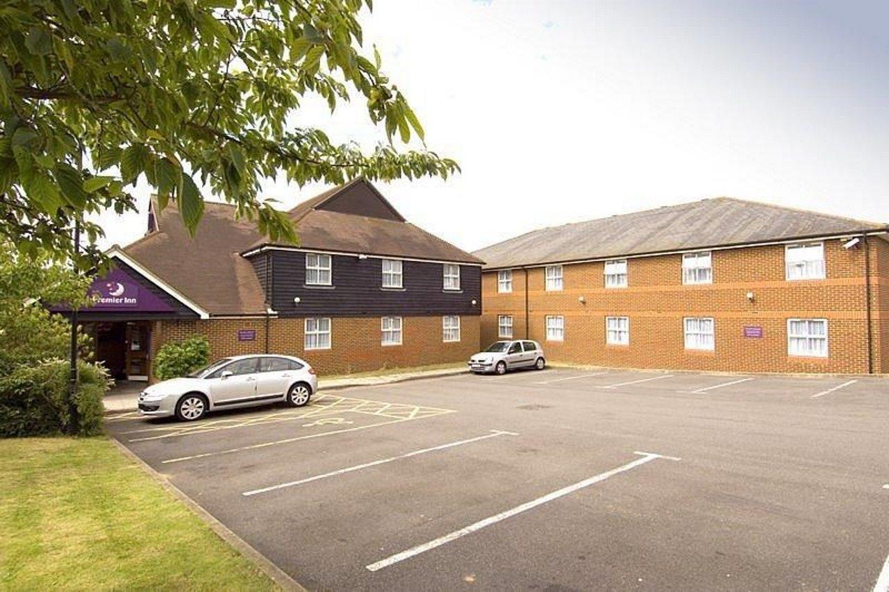 Premier Inn Ashford North Exterior photo